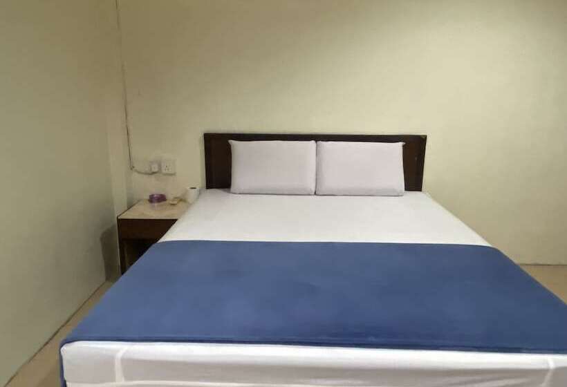 Gold Hill Hotel By Oyo