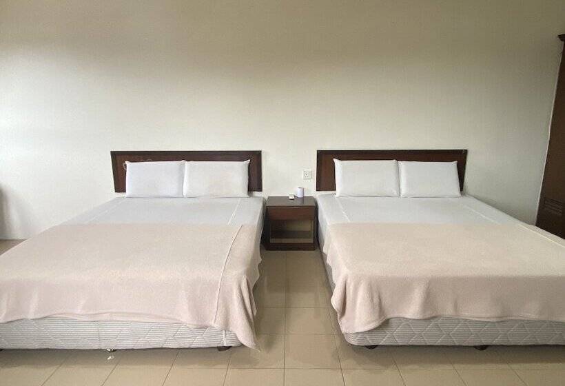 Gold Hill Hotel By Oyo