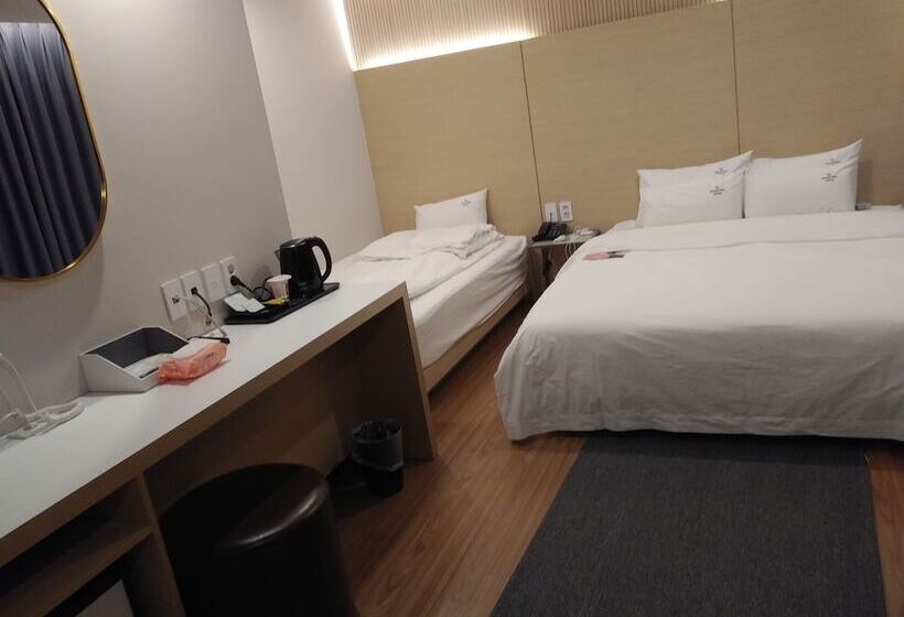 Grant Bay Hotel Gimhae