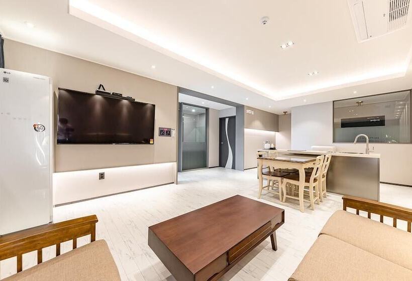 Gyeongju H Avenue Hotel Bulguksa