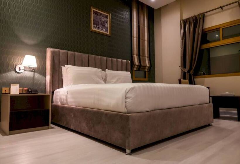 هتل Capital O 126 Manama Tower