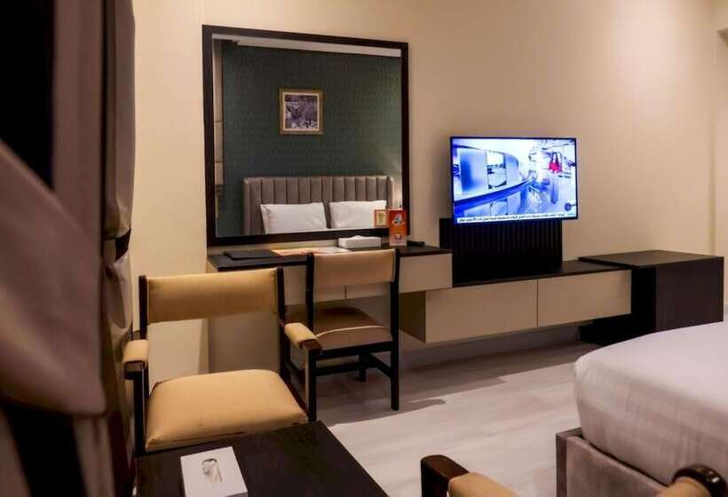 هتل Capital O 126 Manama Tower