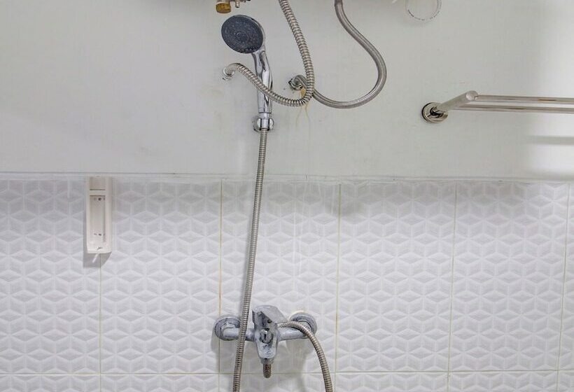 Отель Capital O 93266 Palmier