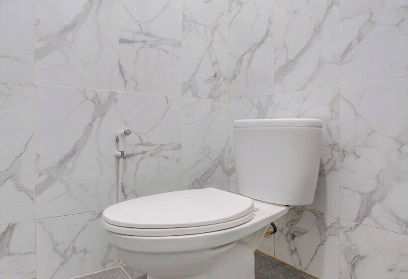 Отель Capital O 93266 Palmier