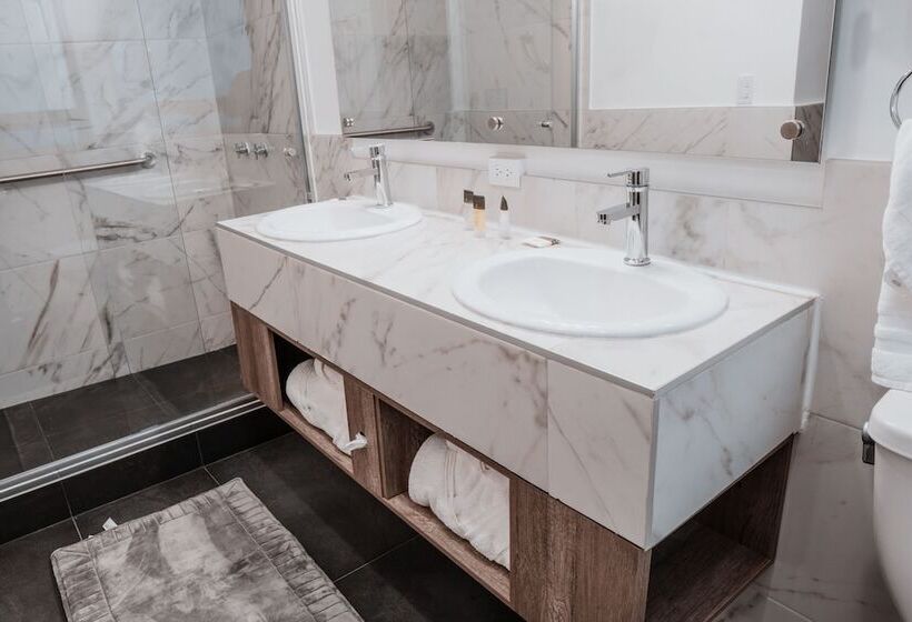 هتل Capricho Master Suites