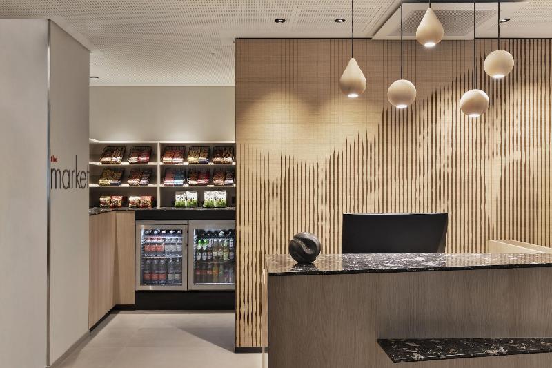 Отель Courtyard By Marriott Freiburg