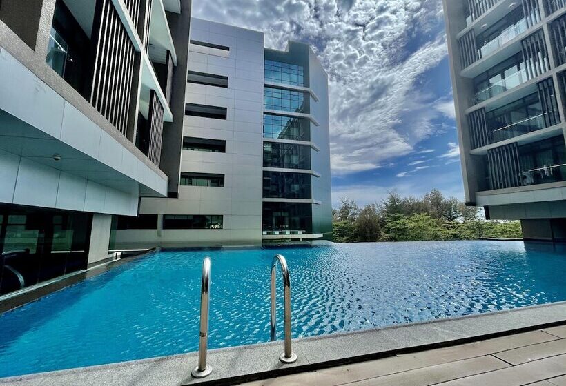 בית מלון כפרי Homesuite’ Home @ Riverson Soho