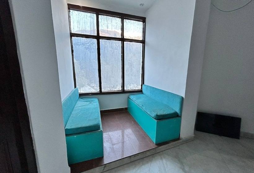 هتل Manali Palace