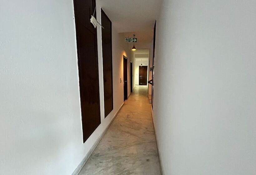 هتل Manali Palace