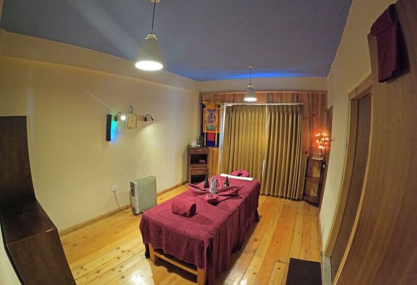 هتل Norbu Healing