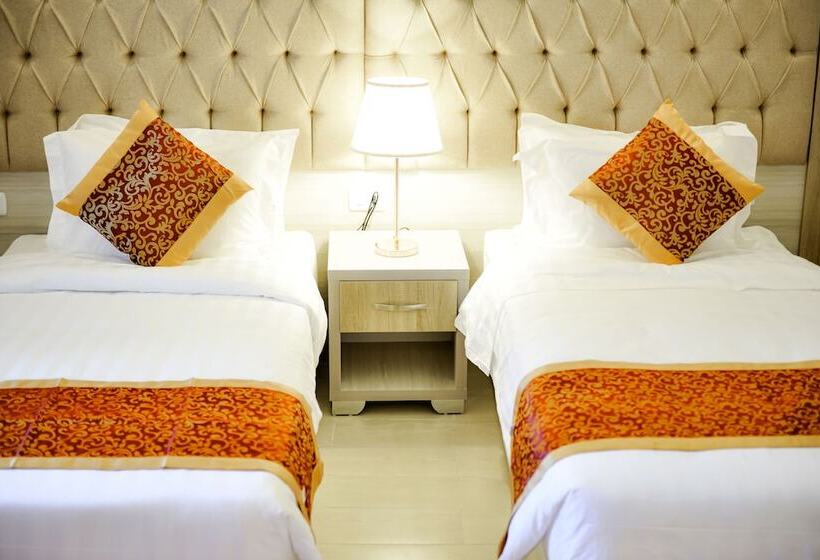 هتل Petra Premium