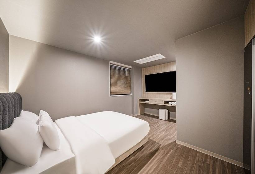 فندق Poverta Stay