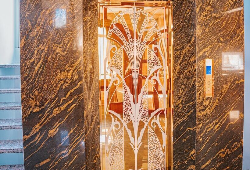 هتل Quy Tai Premium