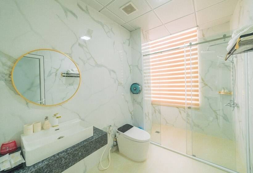 هتل Quy Tai Premium