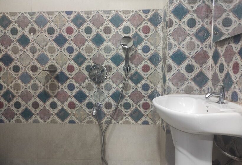 בית מלון כפרי Sg Hub Tower