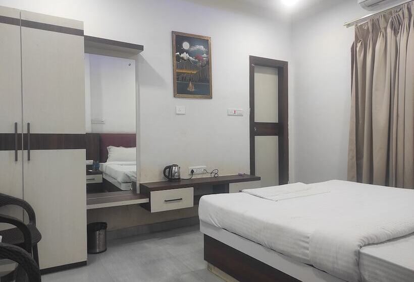 בית מלון כפרי Sg Hub Tower