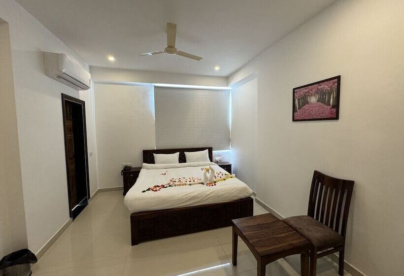 فندق Shikaar Inn