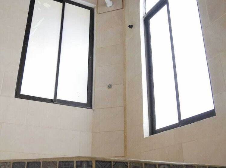 ホテル Mandacaru Puerto Viejo