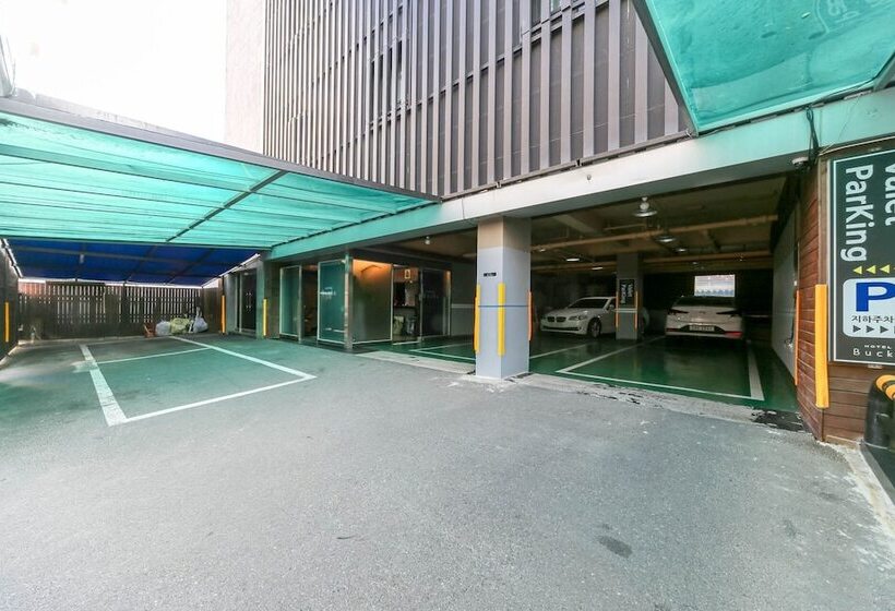 모텔 Changwon Myeongseo-dong Hotel Bucks