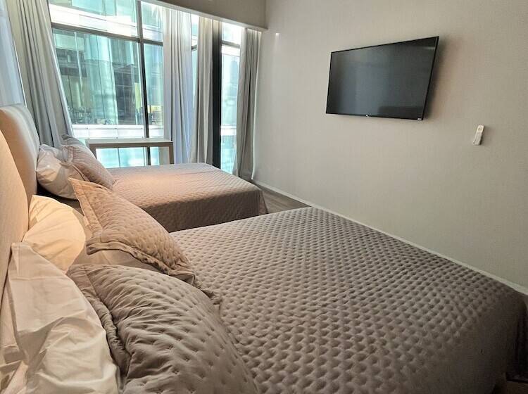 Olson Real Acueducto Hotel & Suites