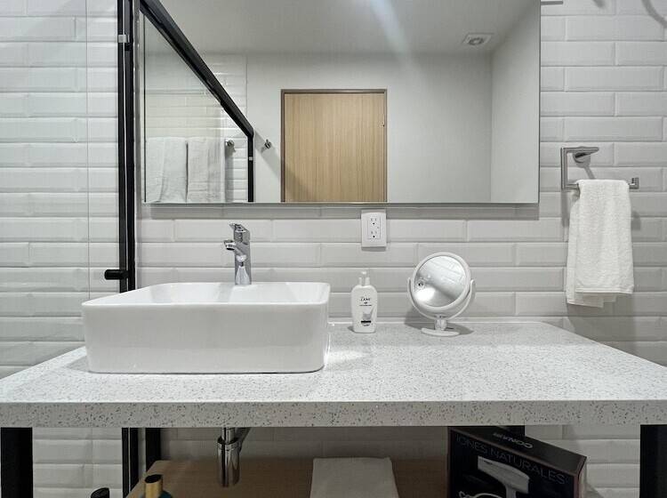 Olson Real Acueducto Hotel & Suites