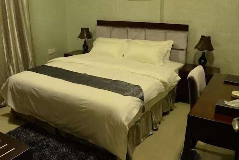 Reef Hotel Apartments