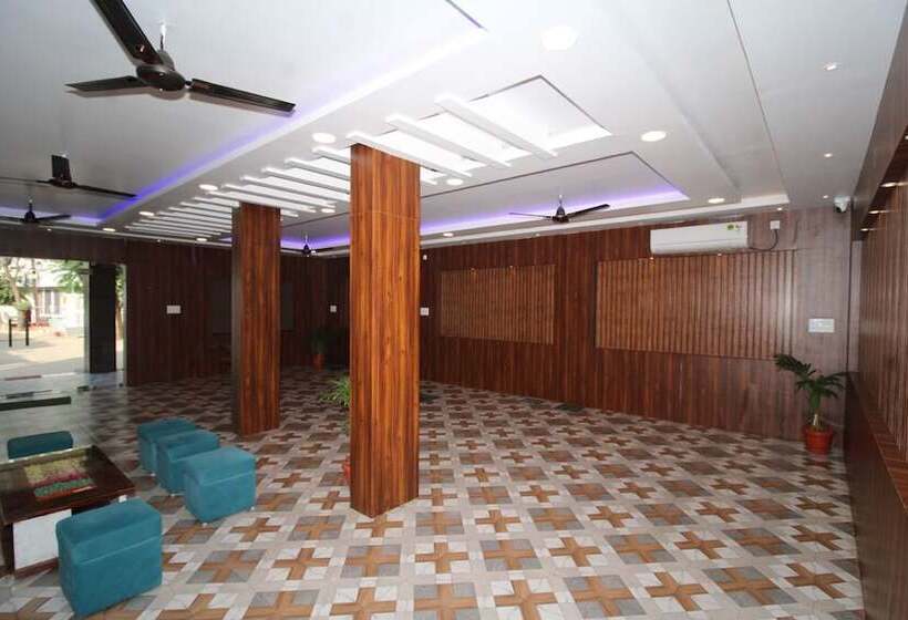 渡假胜地 Diamond Palace