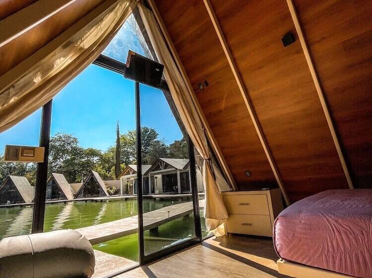 Río Hotel Y Glamping