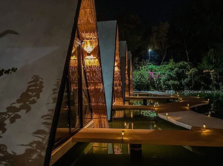 Río Hotel Y Glamping