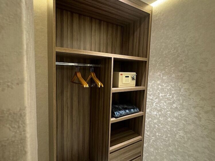 Royal Plaza Hotel Duqm