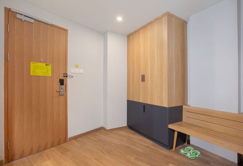 Rv Hotel Kutus Kutus