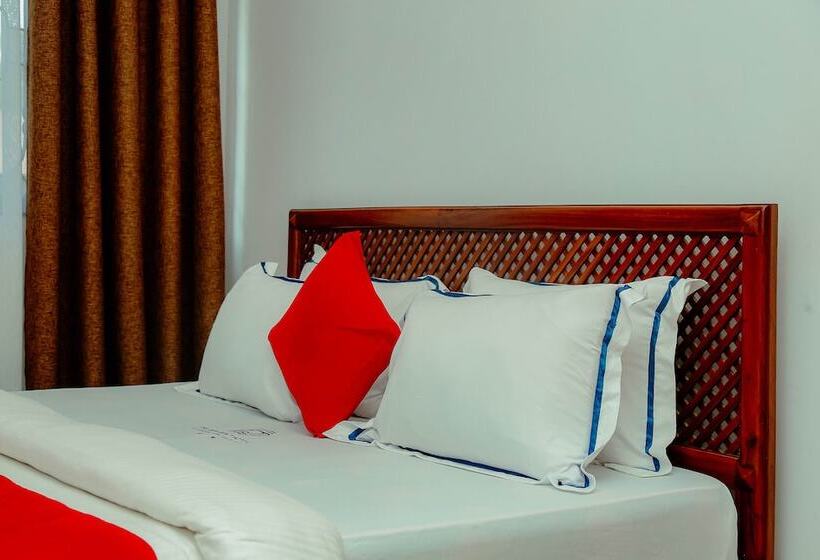 בית מלון כפרי Arusha Diplomat