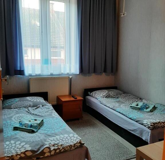 ユースホステル Noclegi Viktor