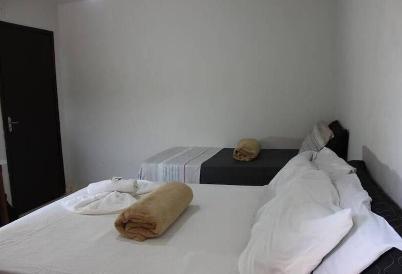 ユースホステル Papaya