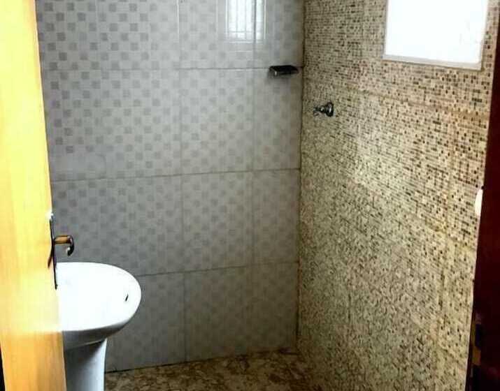 ユースホステル Papaya