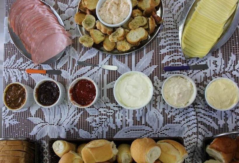 ユースホステル Papaya