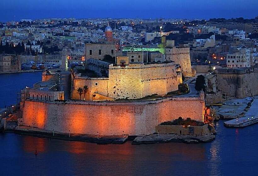 تختخواب و صبحانه Boco Boutique