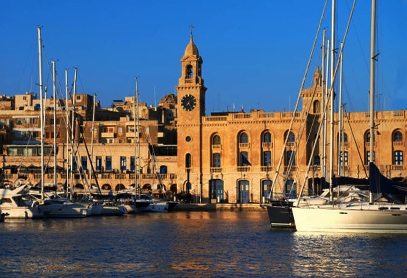 تختخواب و صبحانه Boco Boutique