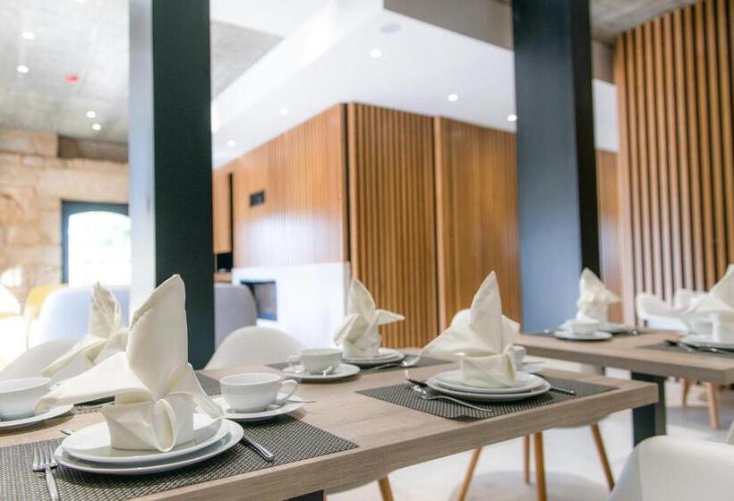 Bed and Breakfast Borralha Hotel, Restaurante & Spa