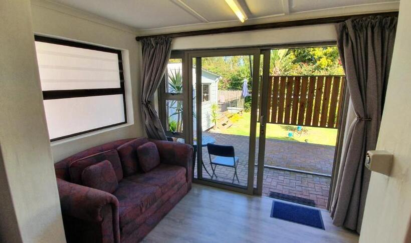 ベッドアンドブレックファースト Knys To Stay