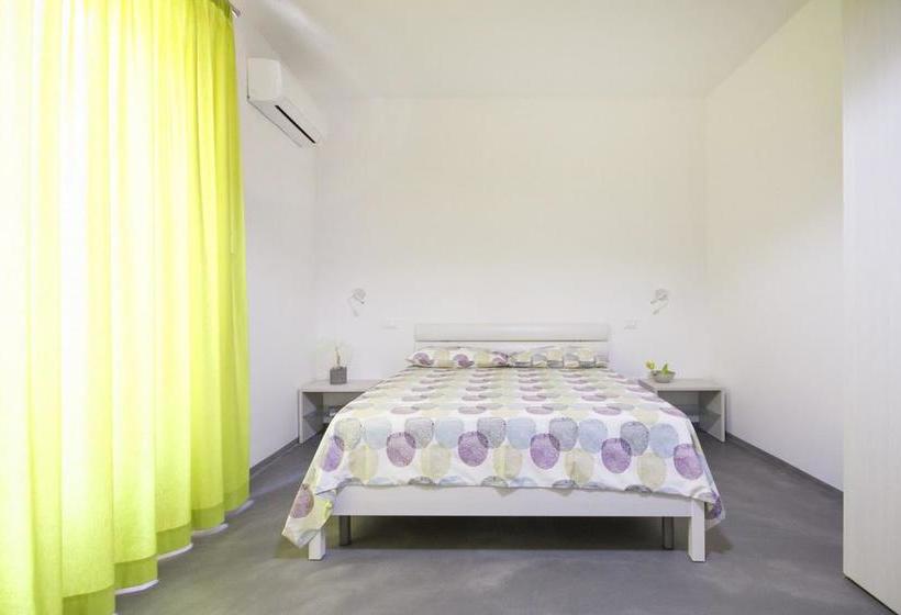 ベッドアンドブレックファースト Le Nereidi