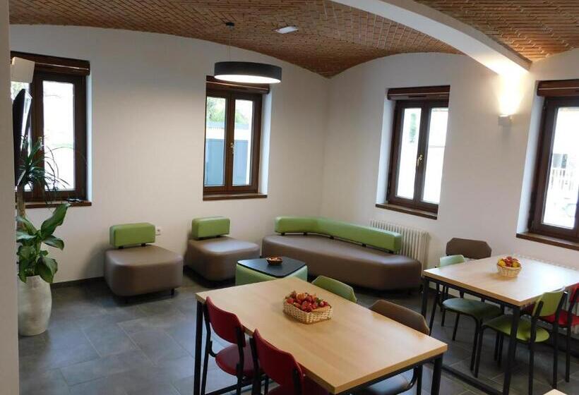 Hostel Bearlog Kočevje