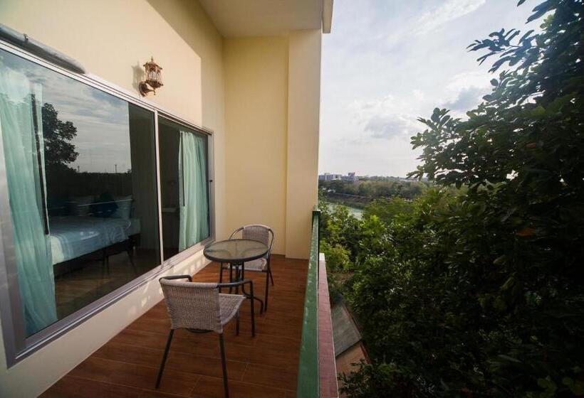 Anchan Laguna Hotel โรงแรมอัญชันลากูน่า