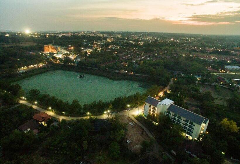 Anchan Laguna Hotel โรงแรมอัญชันลากูน่า