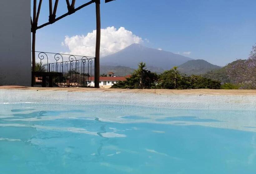 هتل Boulevard Inn Mt Meru