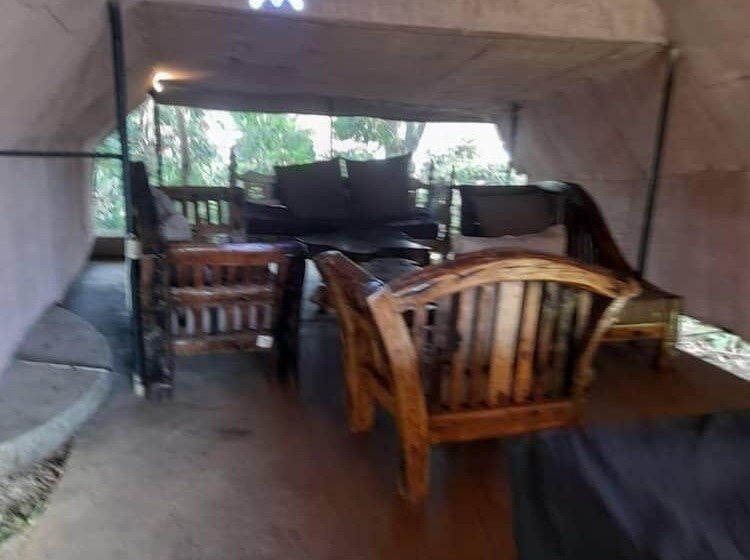 هتل Boulevard Inn Mt Meru