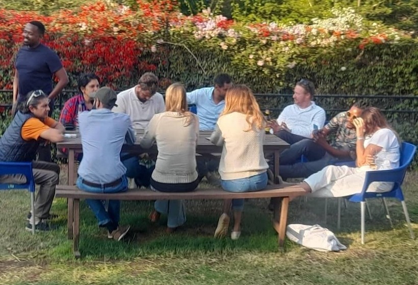 هتل Boulevard Inn Mt Meru