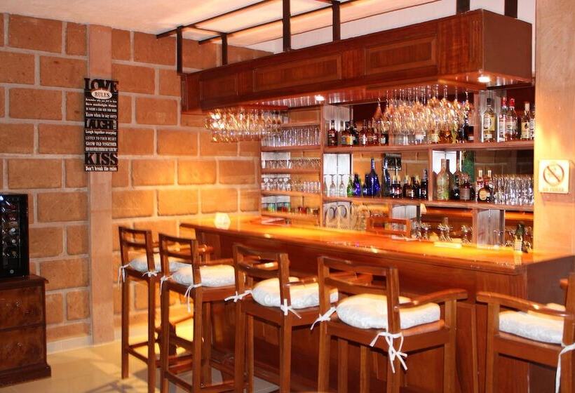 בית מלון כפרי Boutique La Herencia