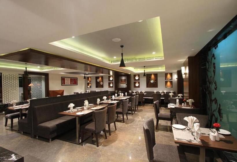 酒店 Comfort Inn Insys