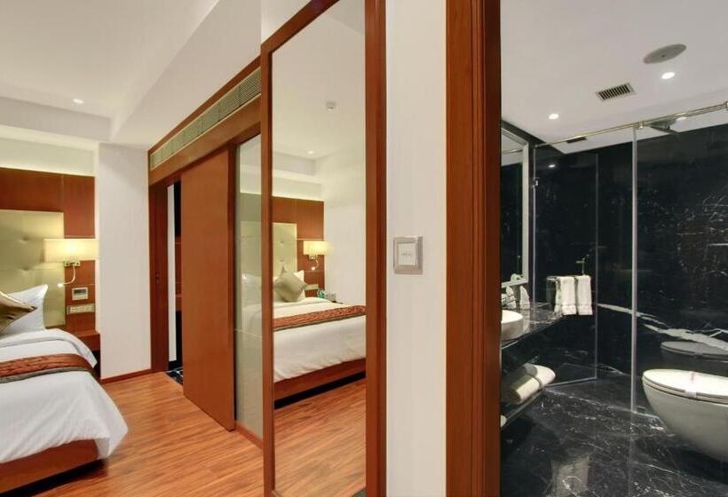 酒店 Comfort Inn Insys